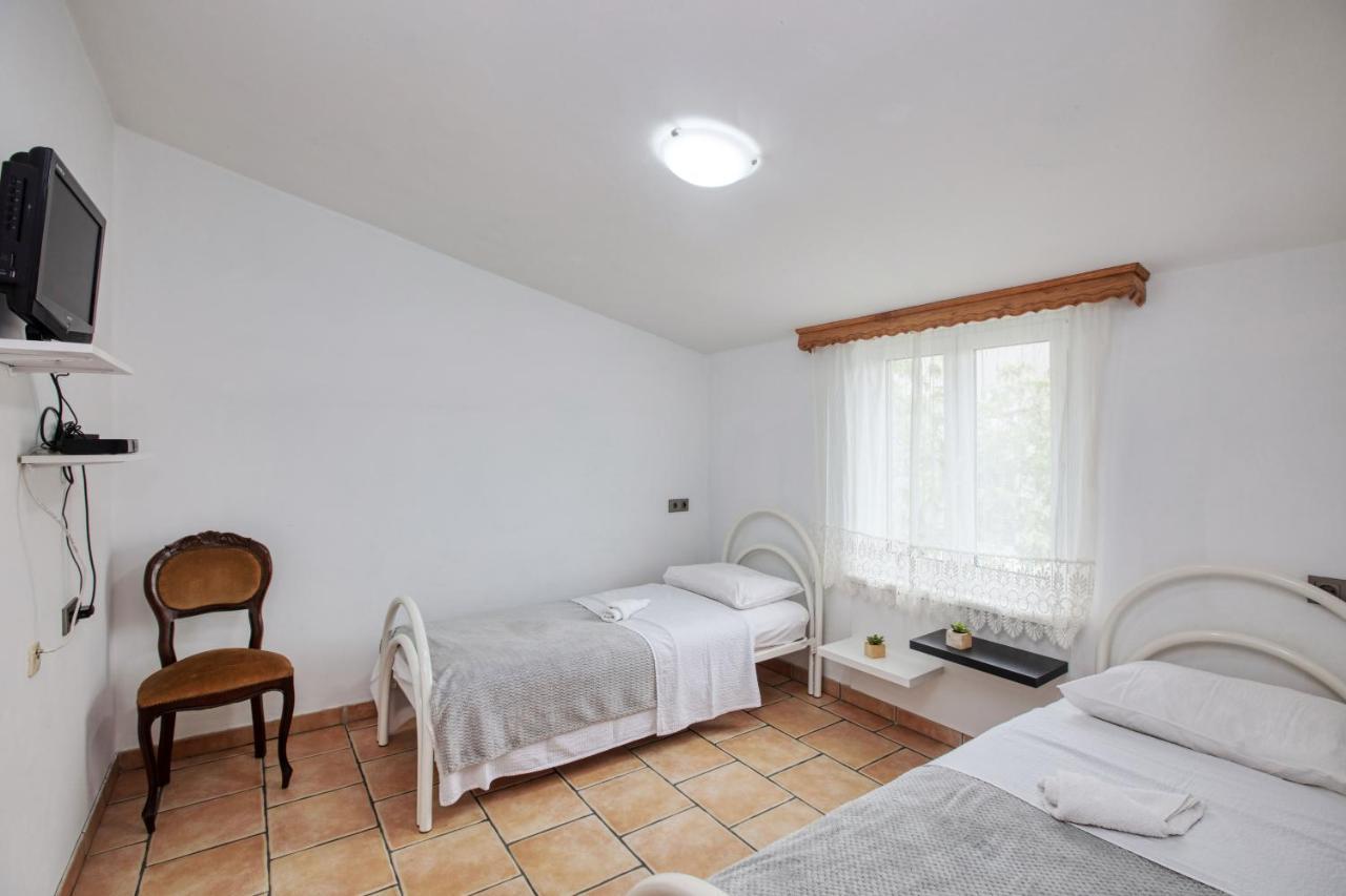 Seaside Holiday House Stupin Celine, Rogoznica - 19871 Экстерьер фото